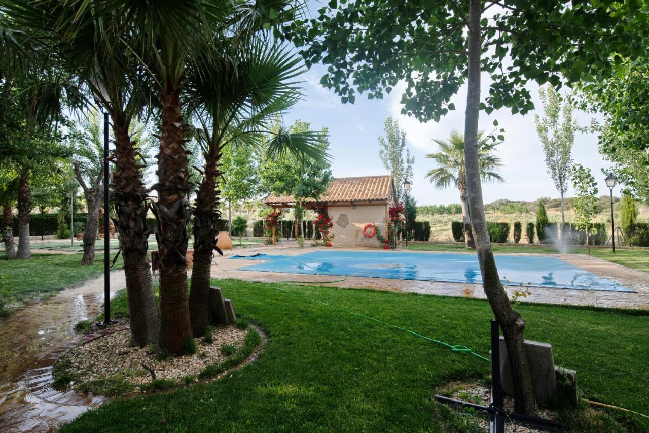 Complejo Rural La Paloma Hotel Arroyo de la Luz Exterior photo
